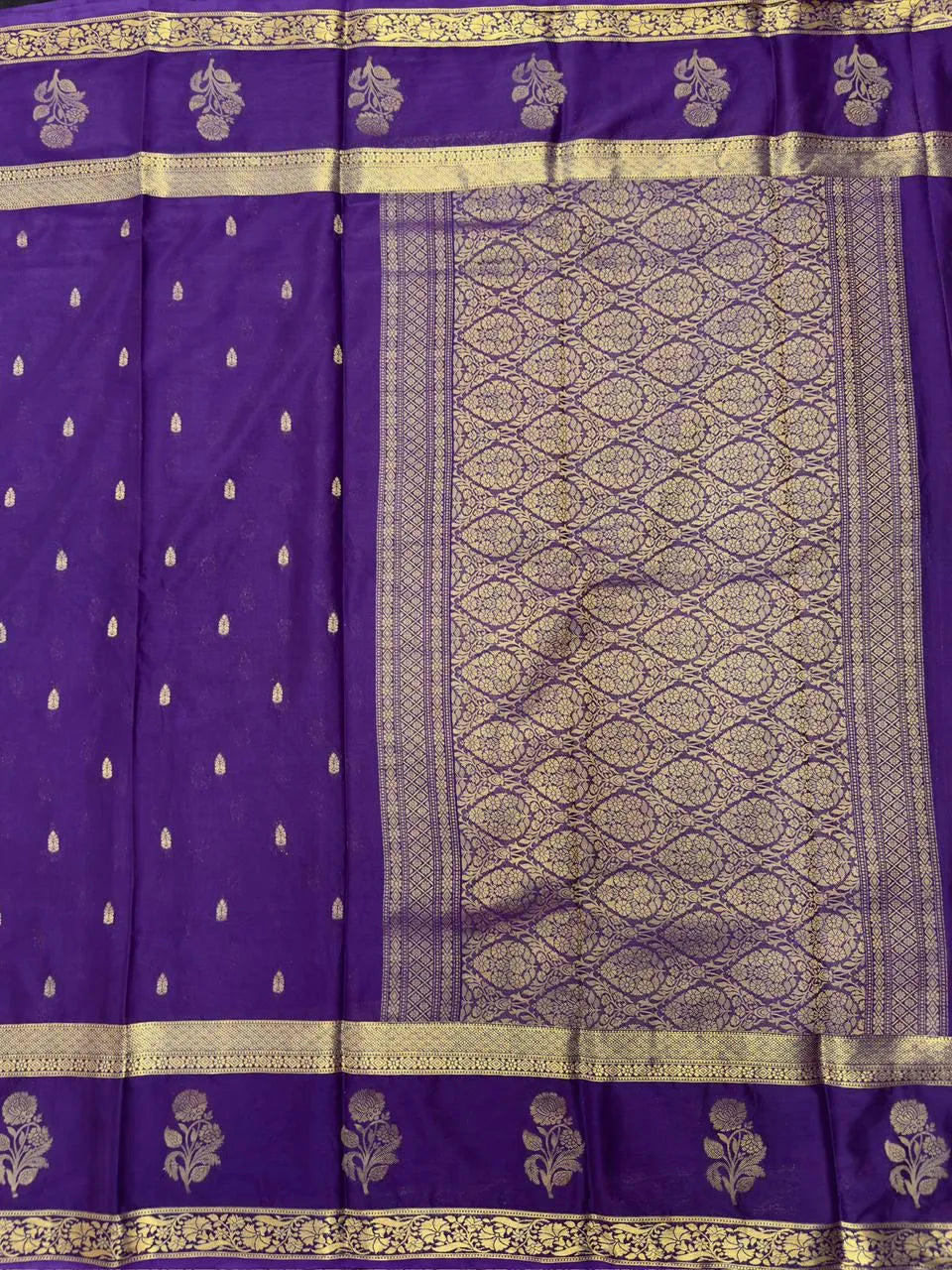 Festive Bentex Buta Crape