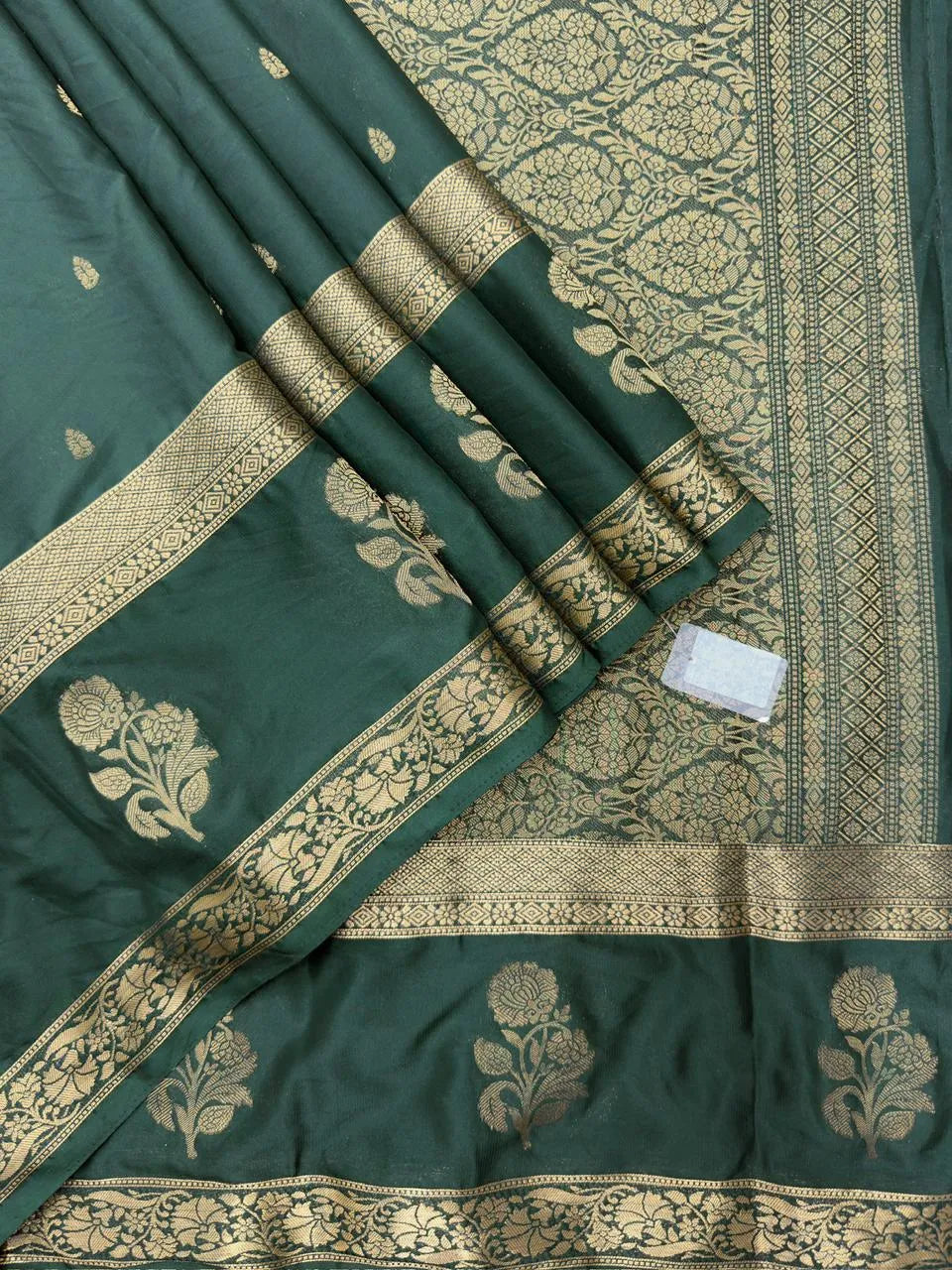 Festive Bentex Buta Crape