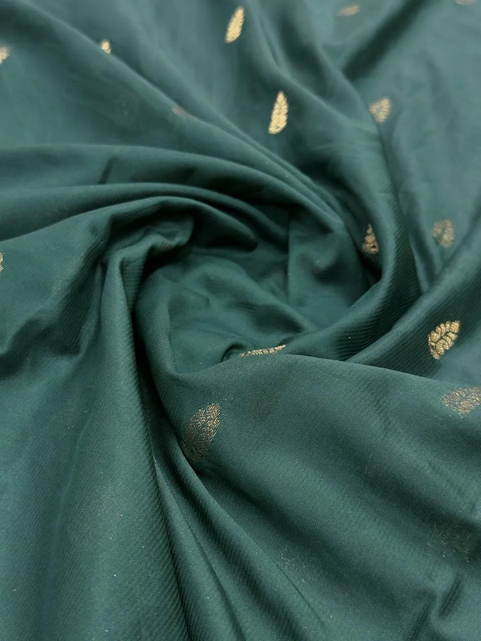 Festive Bentex Buta Crape