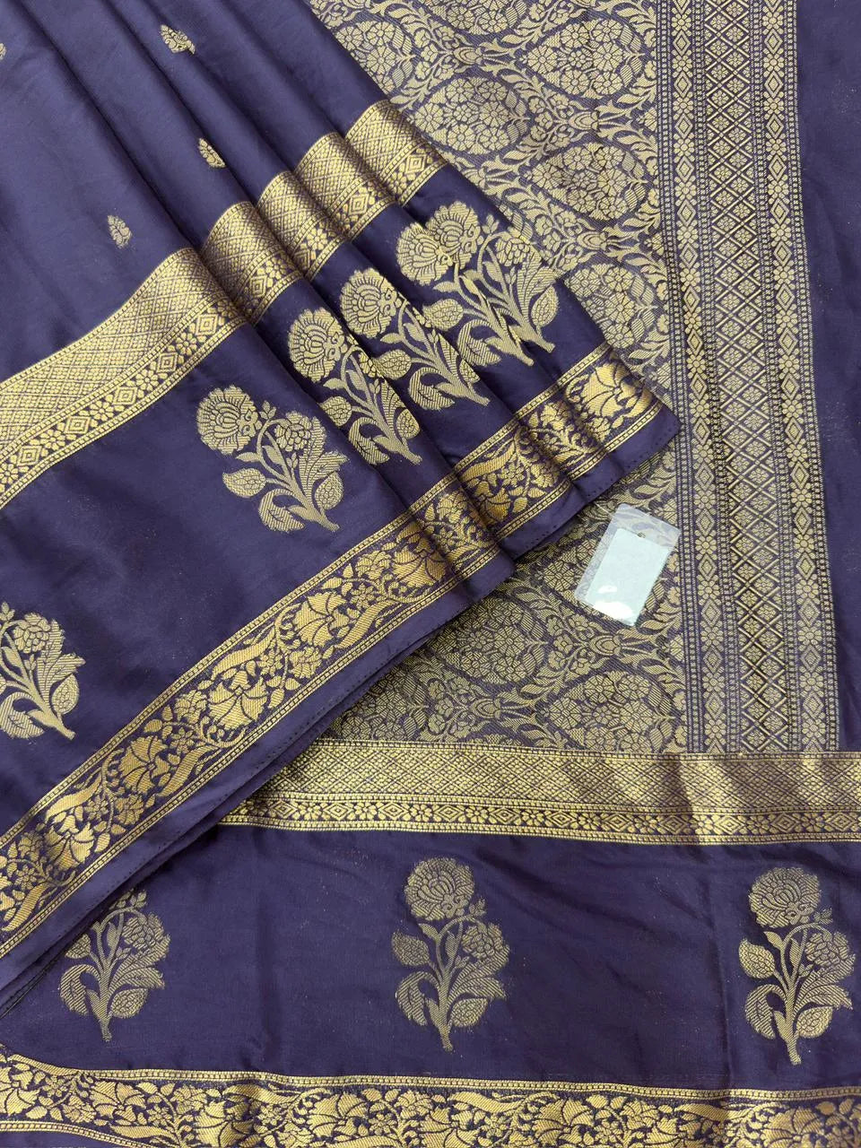 Festive Bentex Buta Crape