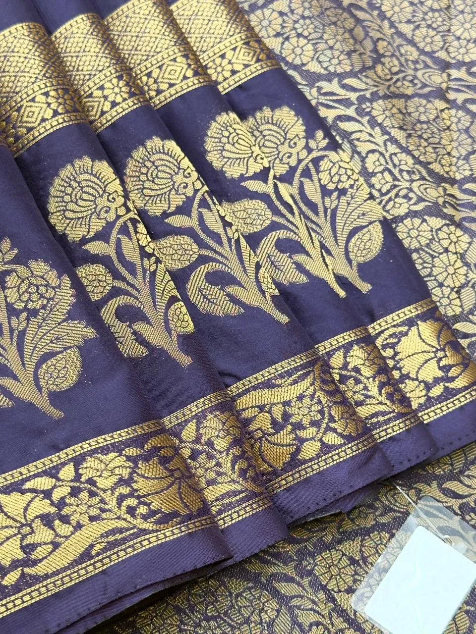 Festive Bentex Buta Crape