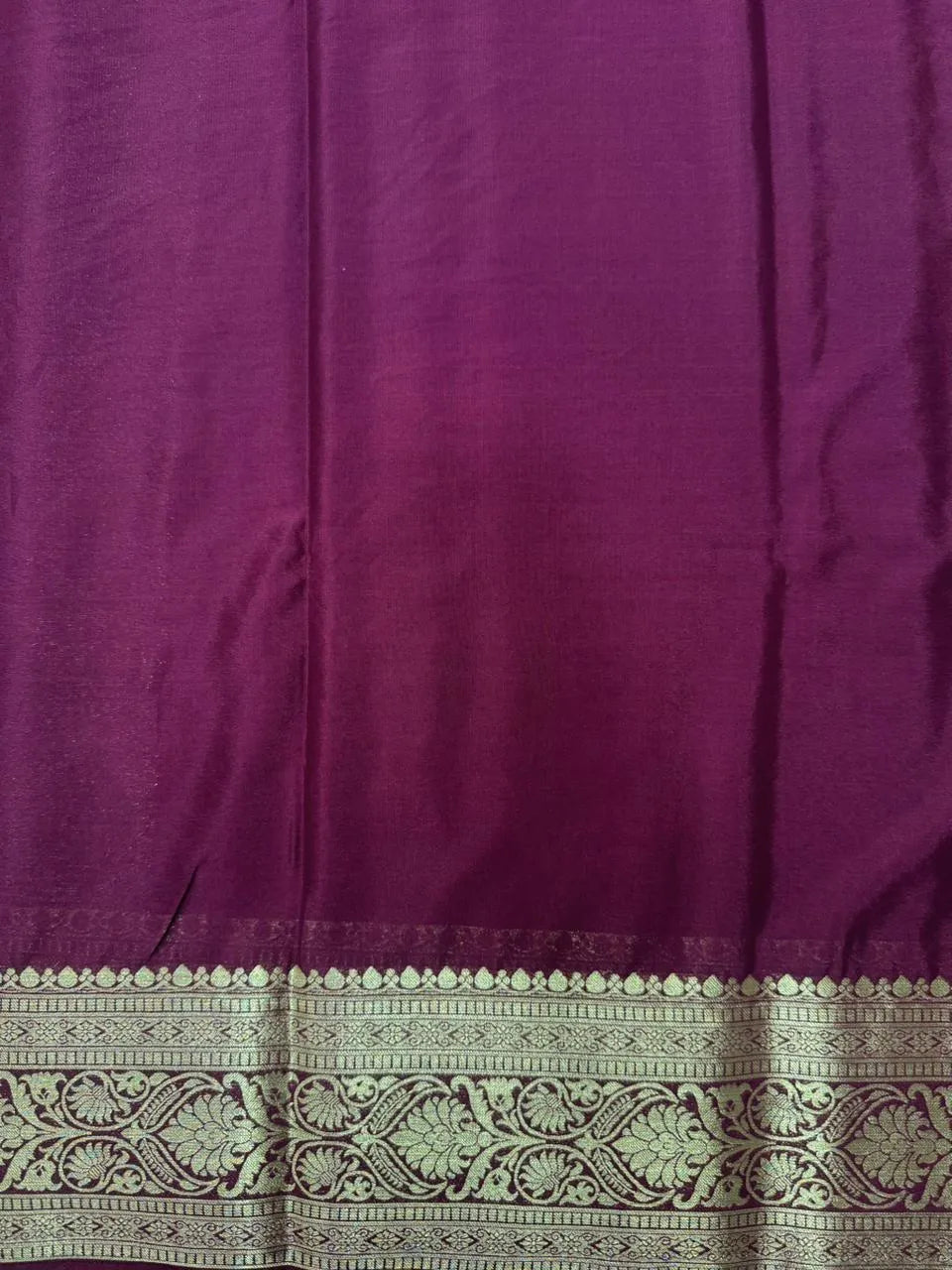 Binny Crepe Saree – Smooth Drape with Effortless Elegance-(Crepe Delight)