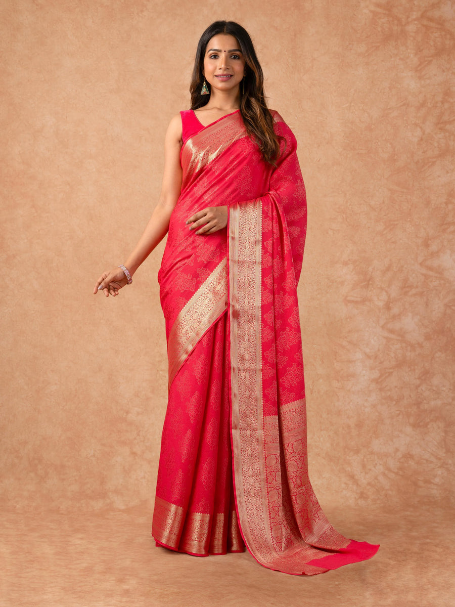 Crepe Delight Semi Silk Saree – Effortless Elegance with a Lustrous Touch