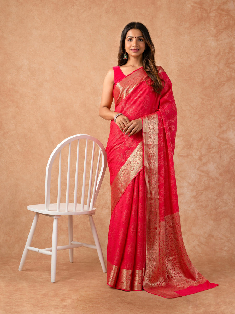 Crepe Delight Semi Silk Saree – Effortless Elegance with a Lustrous Touch