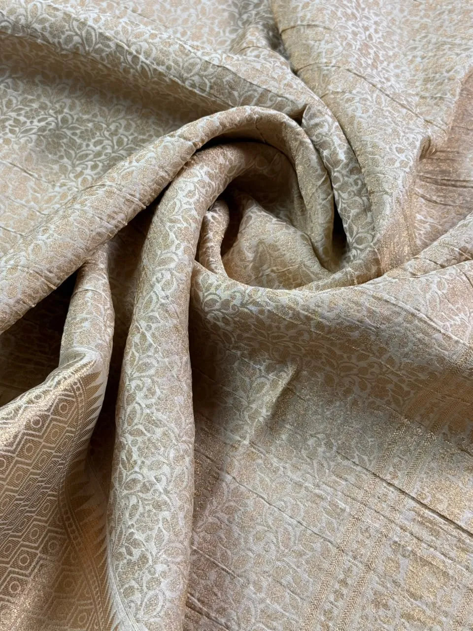 Crush Crepe Silk Saree with Zari Work