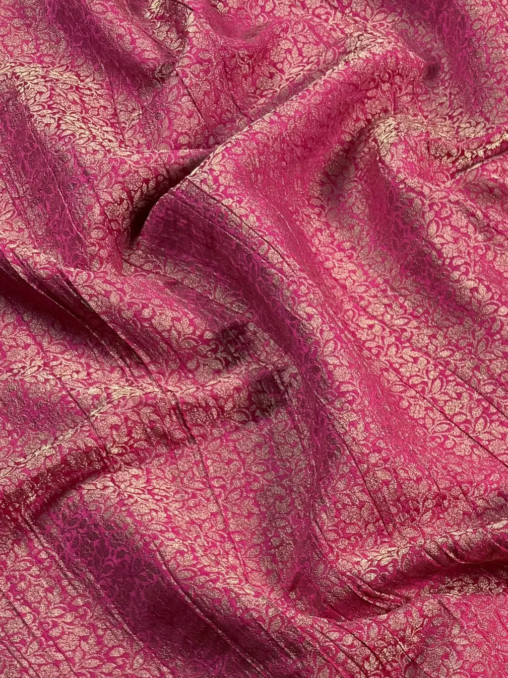 Crush Crepe Silk Saree with Zari Work