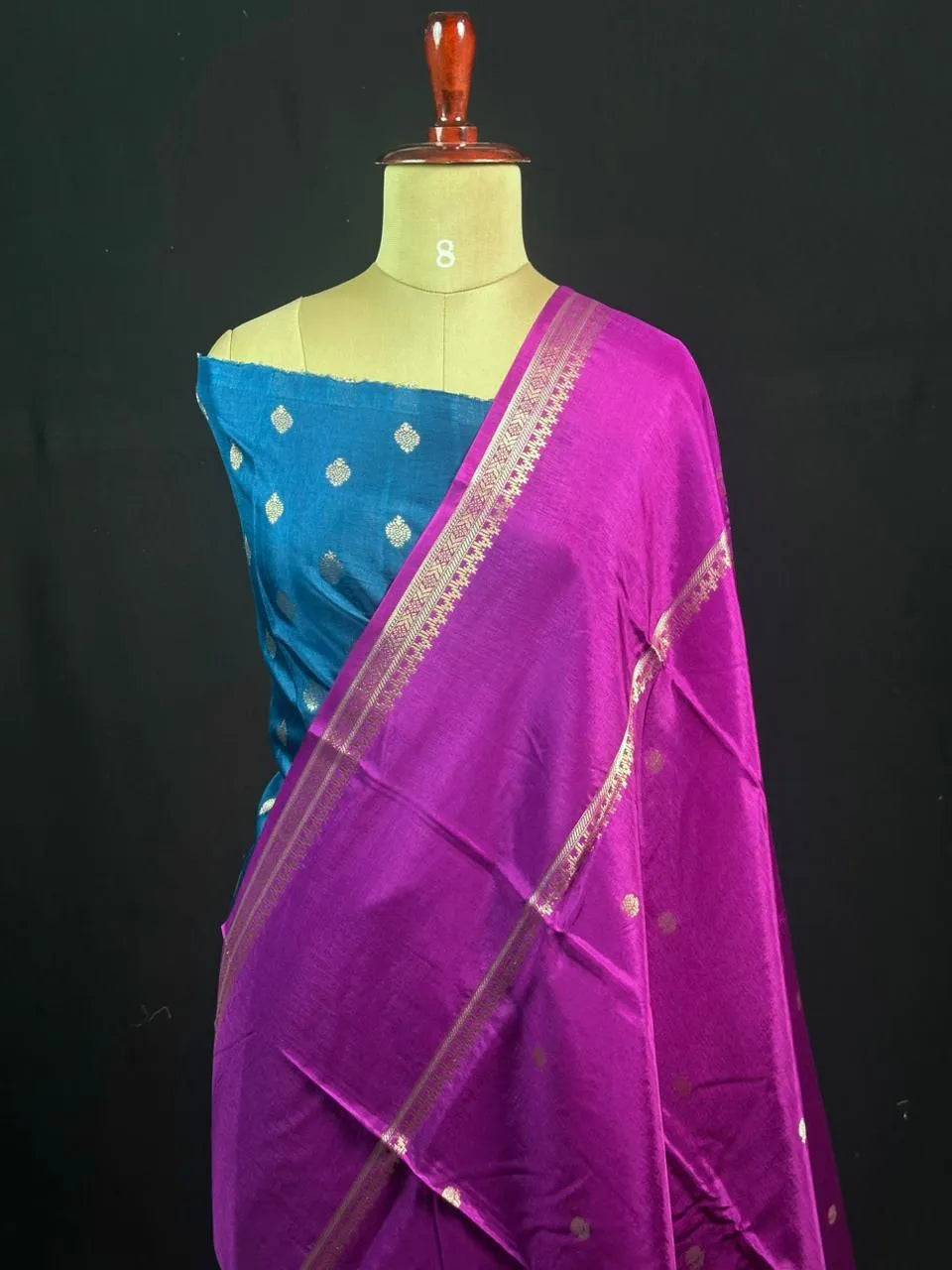 Graceful Semi Dola Viscose Saree for Festive & Party Wear