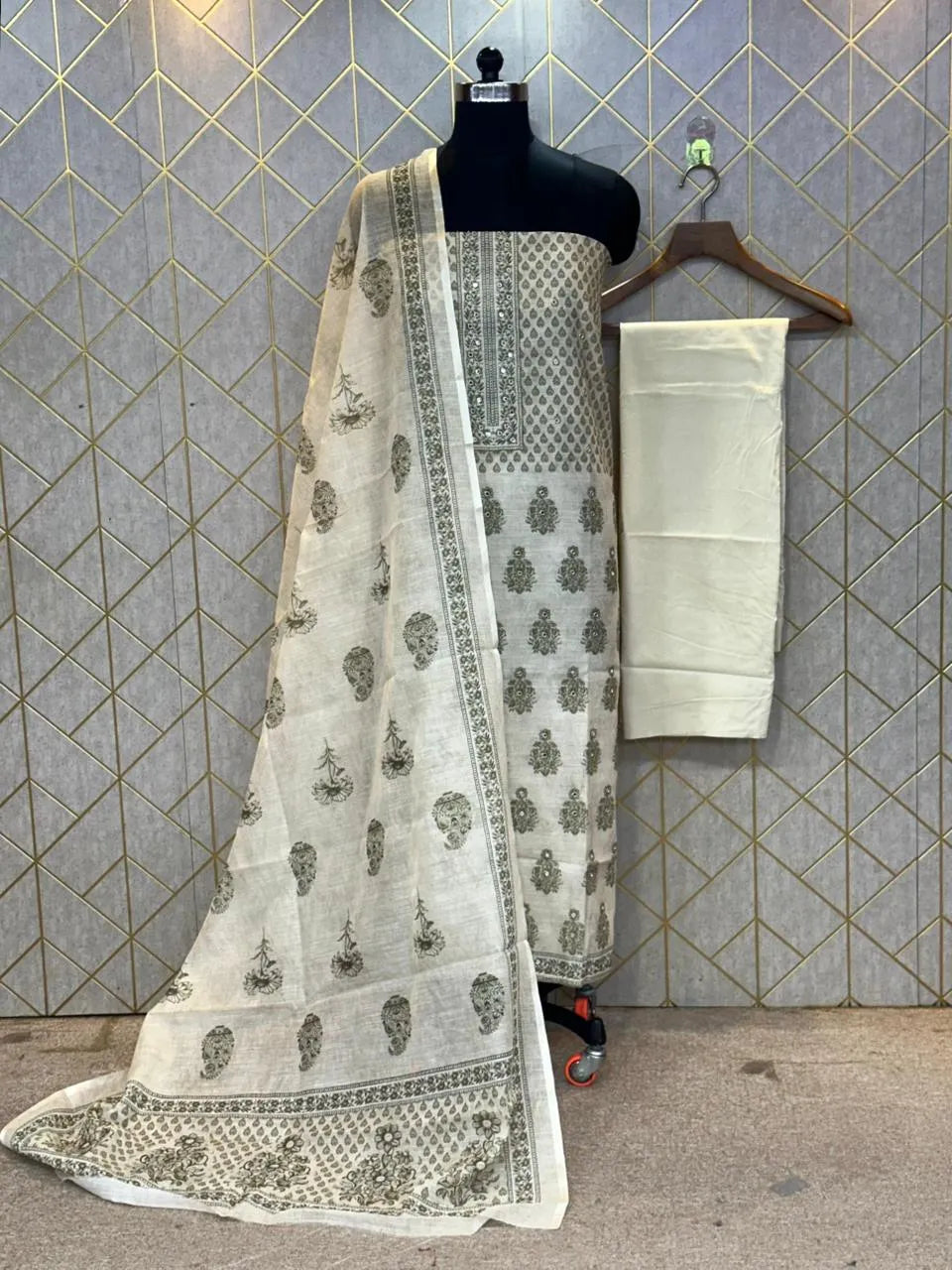 Comfort Fit Linen Cotton Dress Material (Unstitched) 