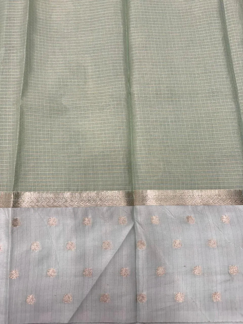 Subtle Shine, Grand Style – Kota Tissue