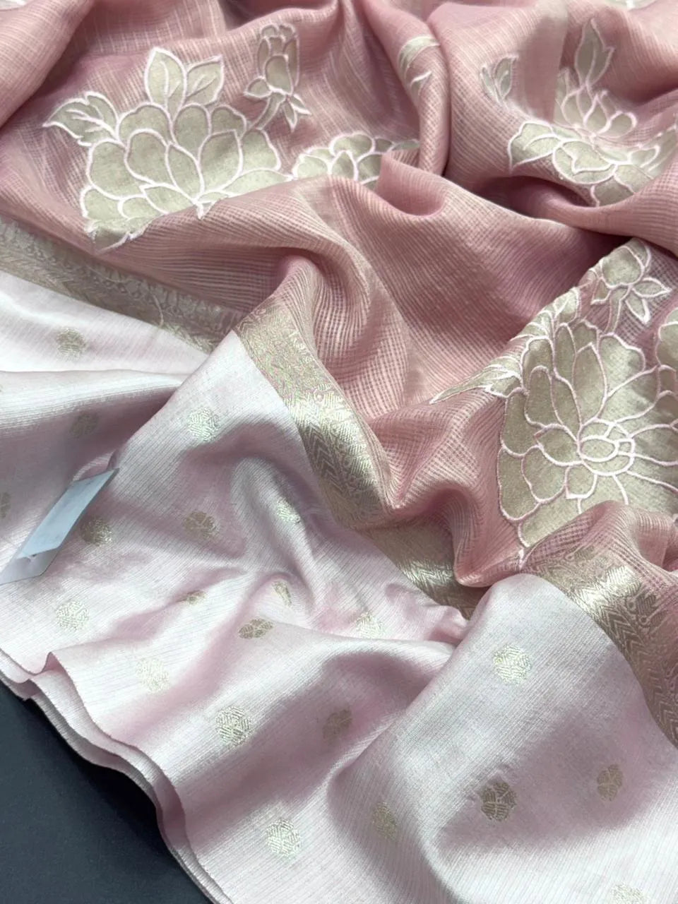 Subtle Shine, Grand Style – Kota Tissue