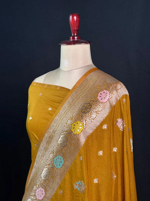 Floral Buta Woven Georgette Semi-Banarasi Saree