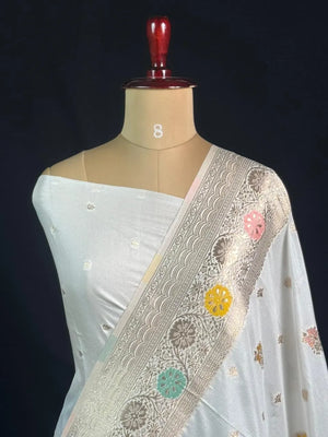 Floral Buta Woven Georgette Semi-Banarasi Saree