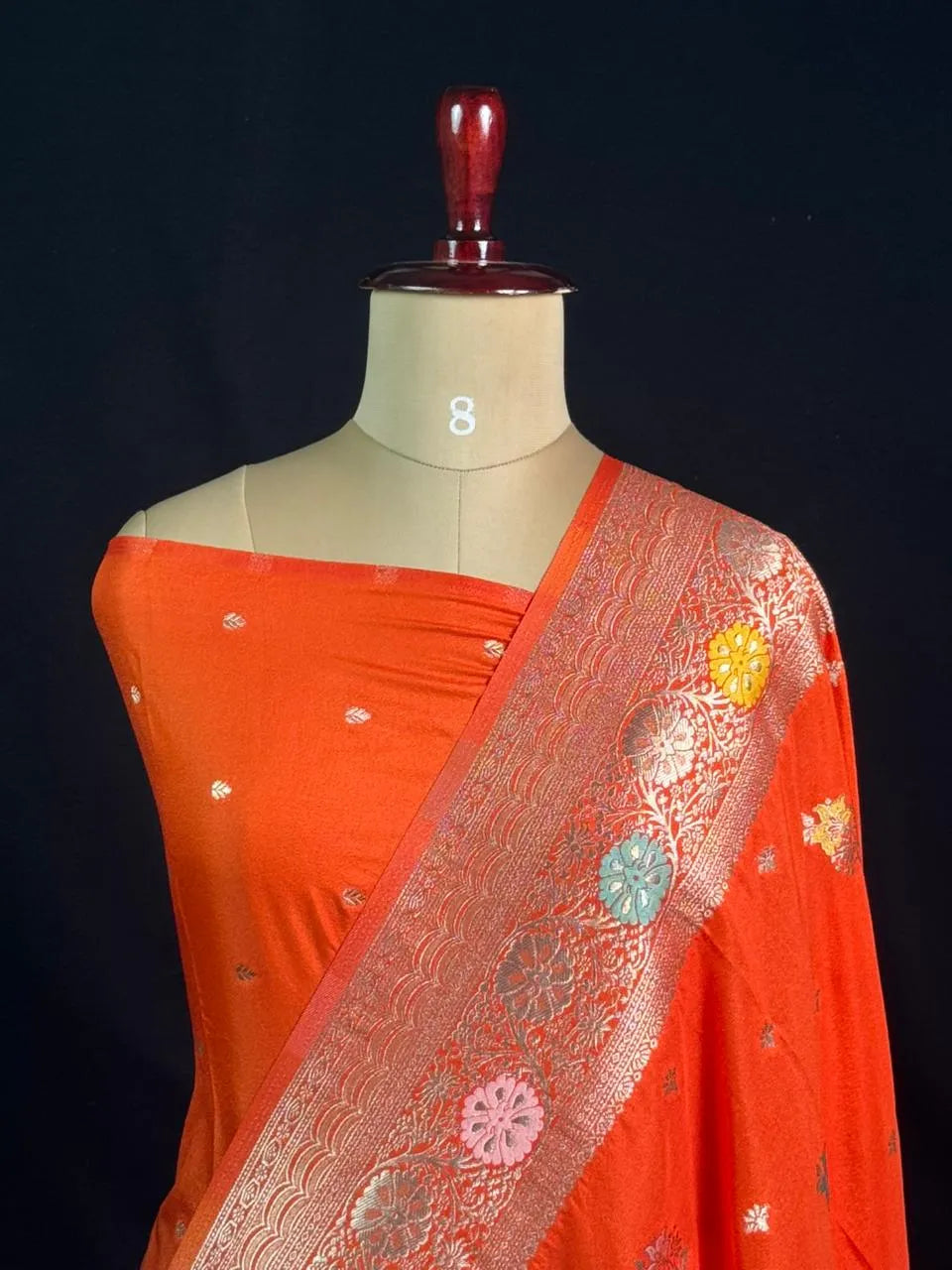 Floral Buta Woven Georgette Semi-Banarasi Saree