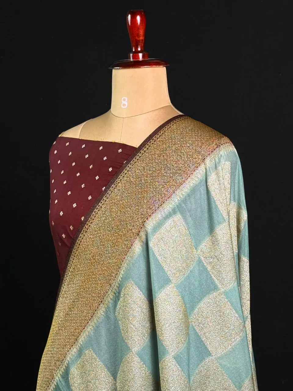 Elegant Georgette Butta Saree with Rich Zari Woven Border & Traditional Motifs