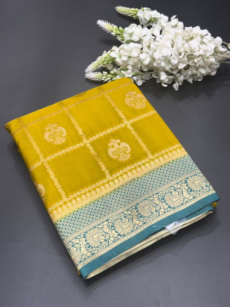 Semi Banarasi Khaddi Georgette Chex Buta Saree