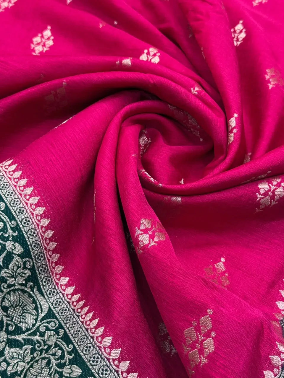 Georgette Butta Saree with Rich Zari 