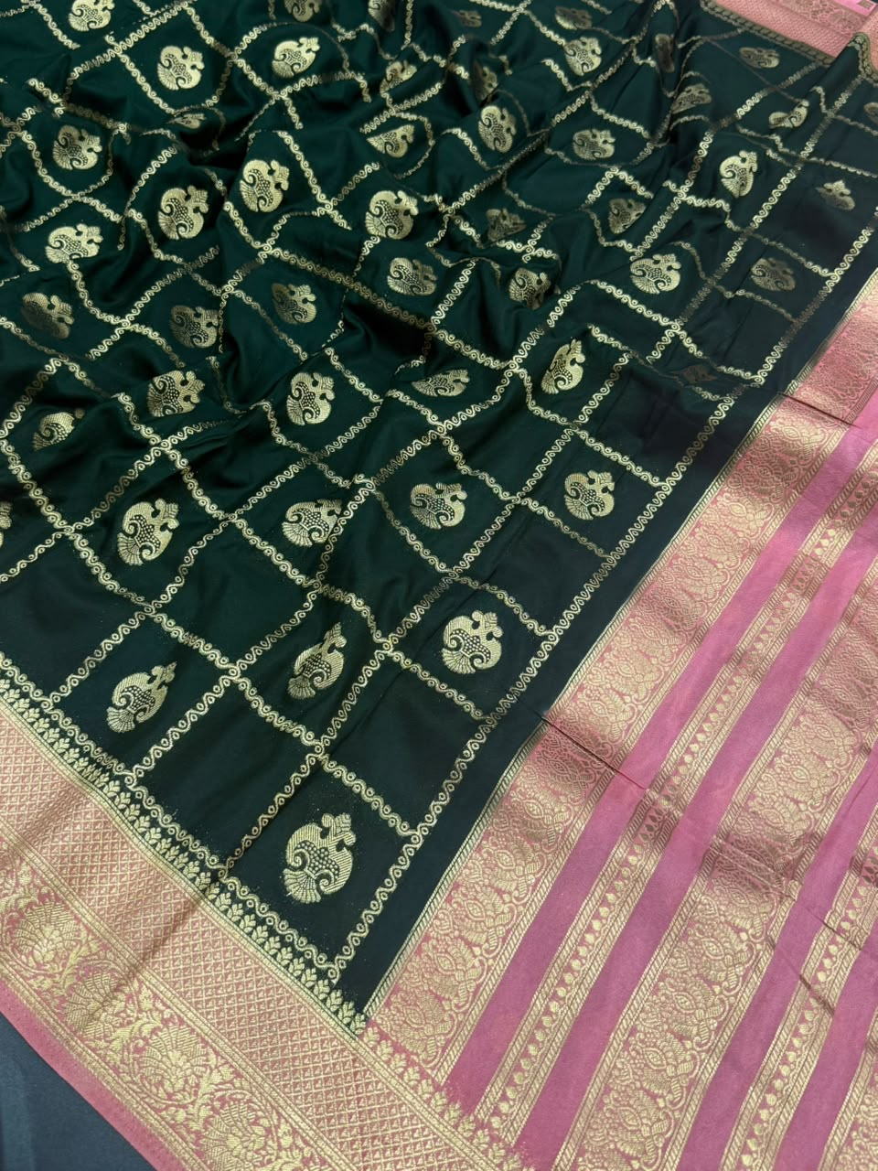Semi Banarasi Khaddi Georgette Chex Buta Saree