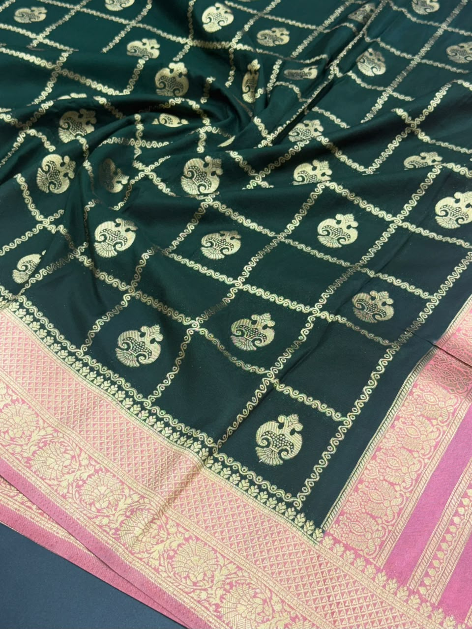 Semi Banarasi Khaddi Georgette Chex Buta Saree