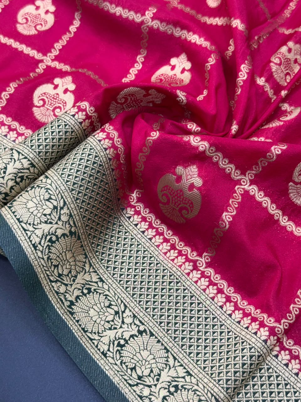 Semi Banarasi Khaddi Georgette Chex Buta Saree