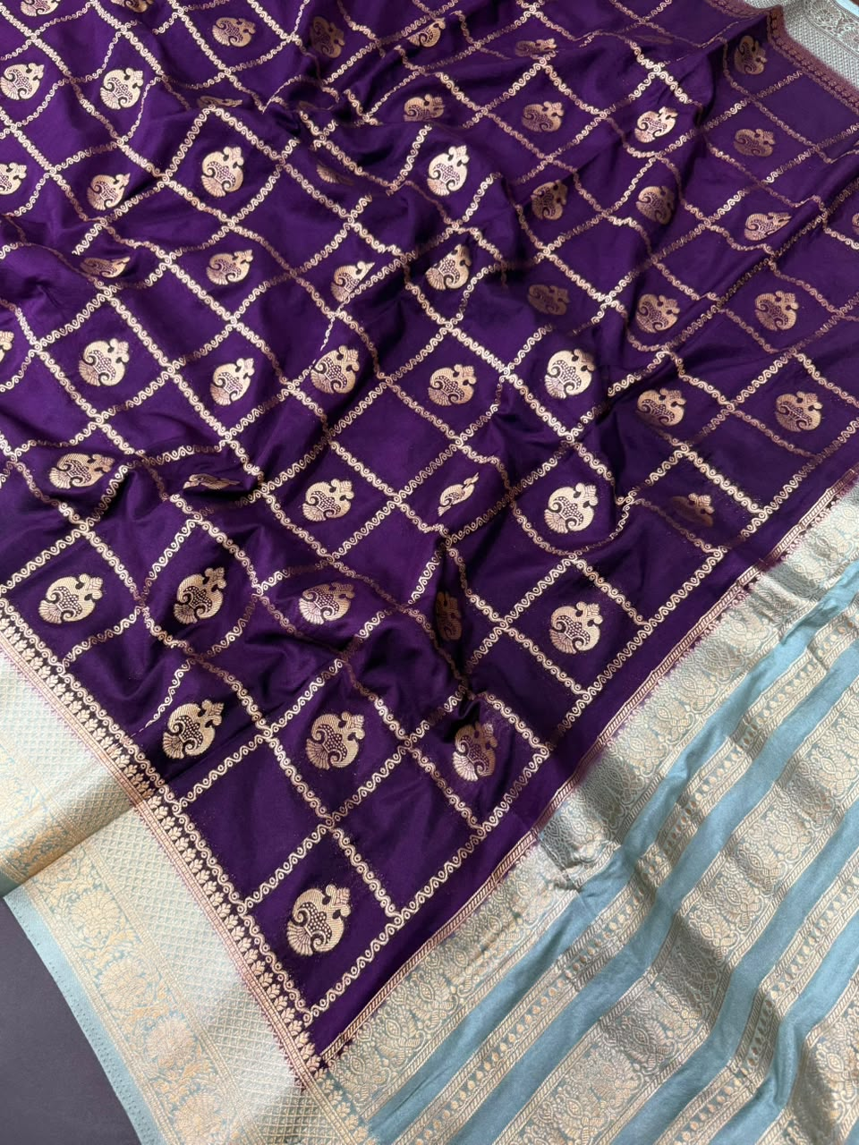 Semi Banarasi Khaddi Georgette Chex Buta Saree