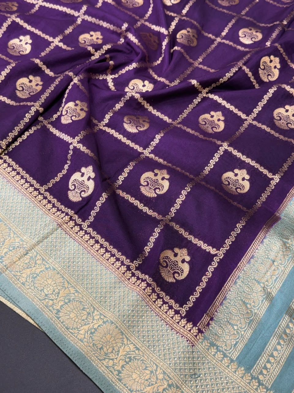 Semi Banarasi Khaddi Georgette Chex Buta Saree