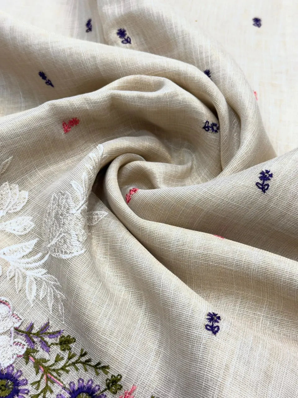 Linen Saree with Multicolour Floral Thread Embroidery & Zari Border