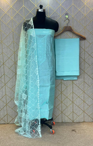 Ethereal Tradition – Pure Raw Silk Unstitched Ensemble