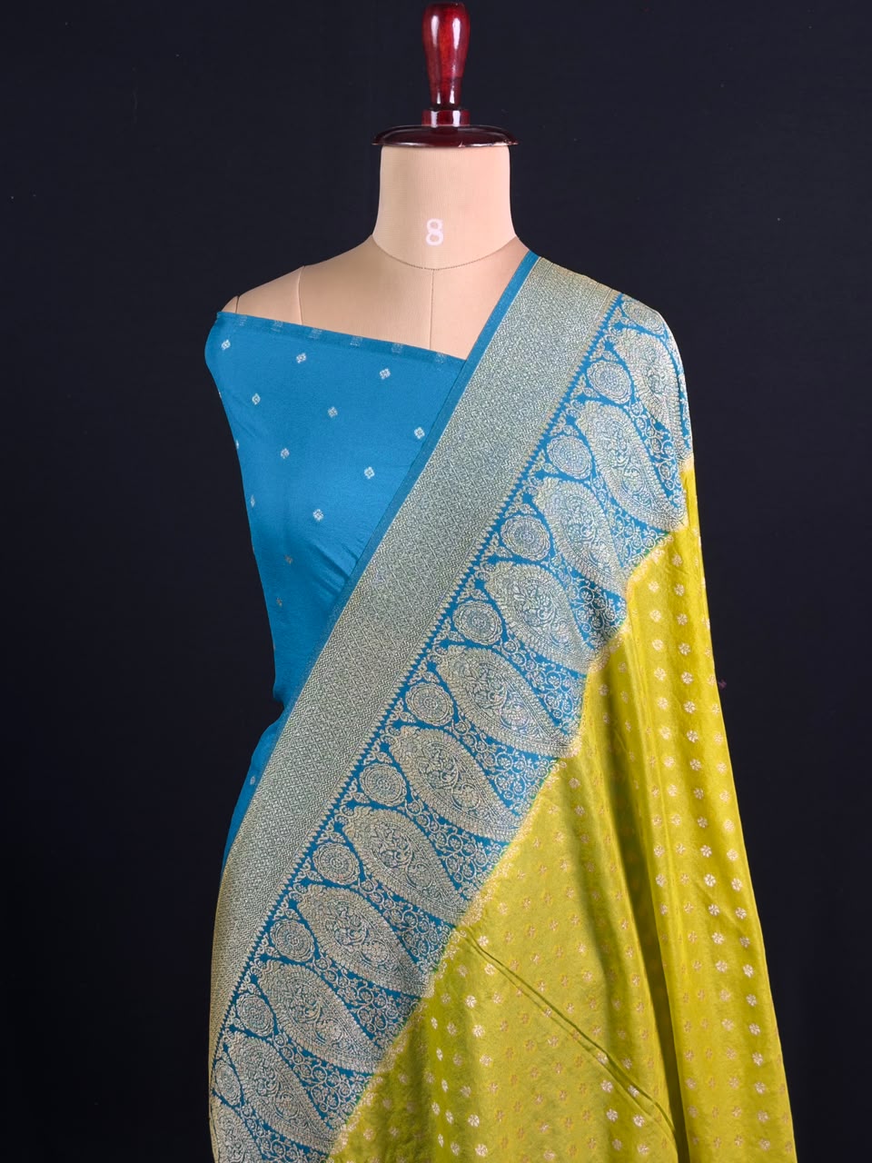 Royal Charm Chiffon Georgette Saree (Mango Border)