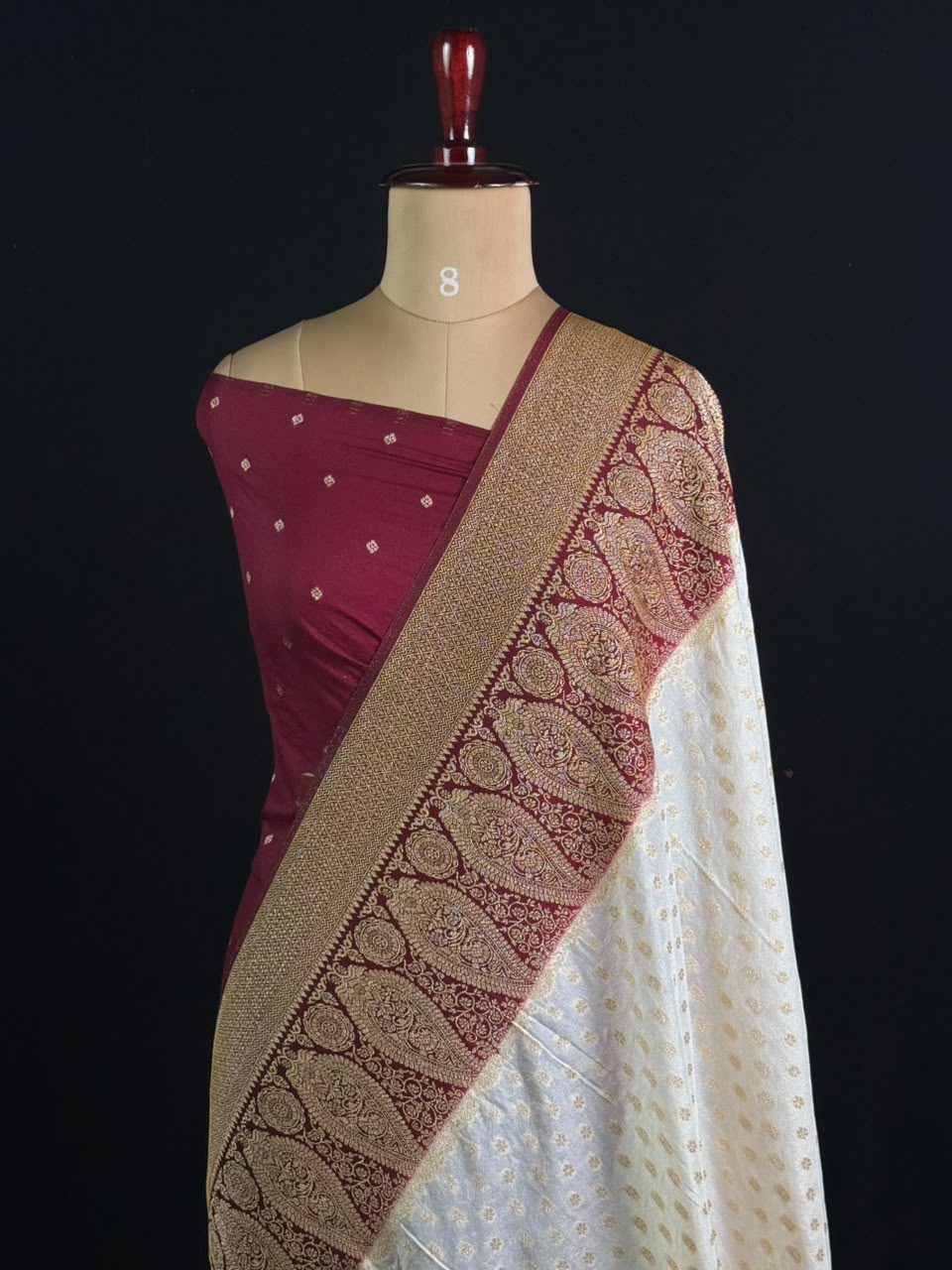 Royal Charm Chiffon Georgette Saree (Mango Border)