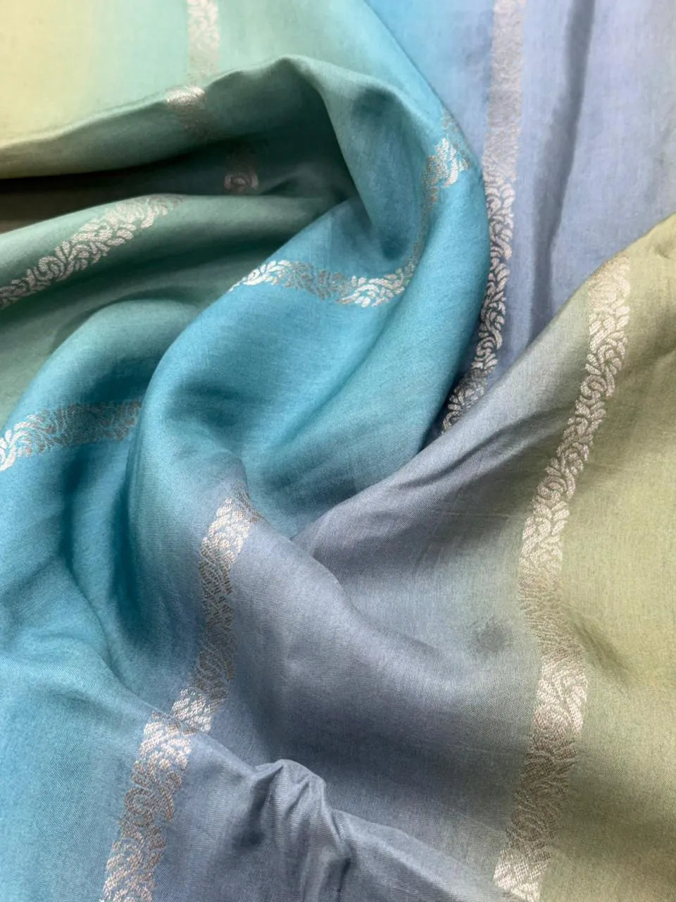 Beautiful Viscose Silk Saree for Wedding & Functions