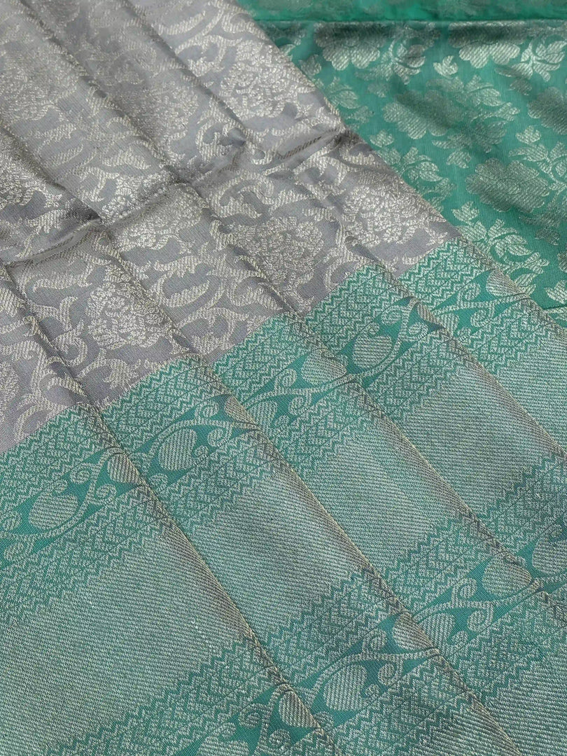 Silver & Rama Green Pure Silk Kanjivaram Saree