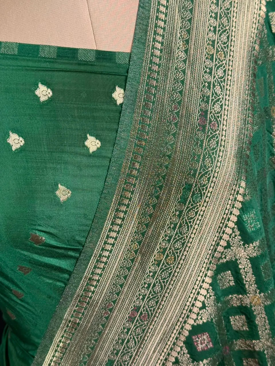 Latest Semi Georgette Silk Saree with Stunning Zari Pallu Design