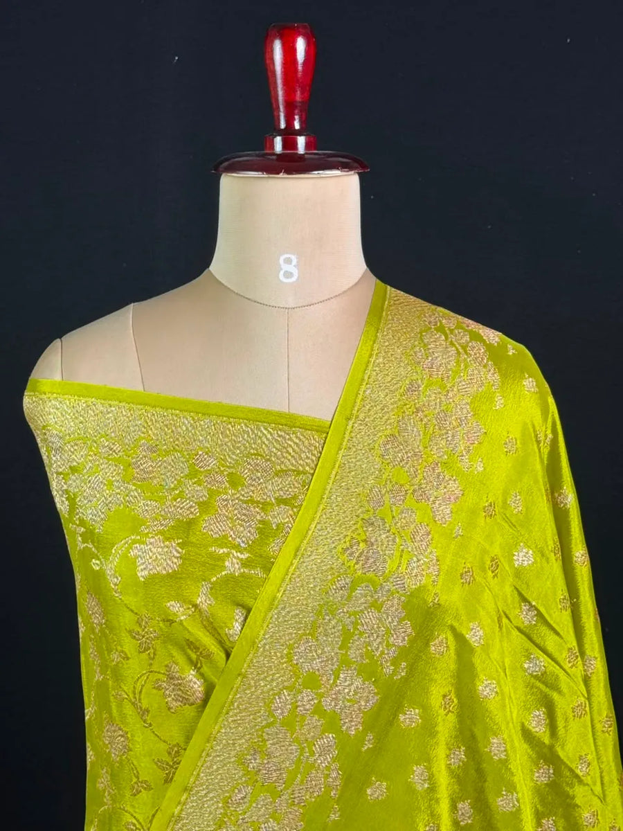 Pure Banarasi Crepe Silk Saree with Rich Zari Weaving
