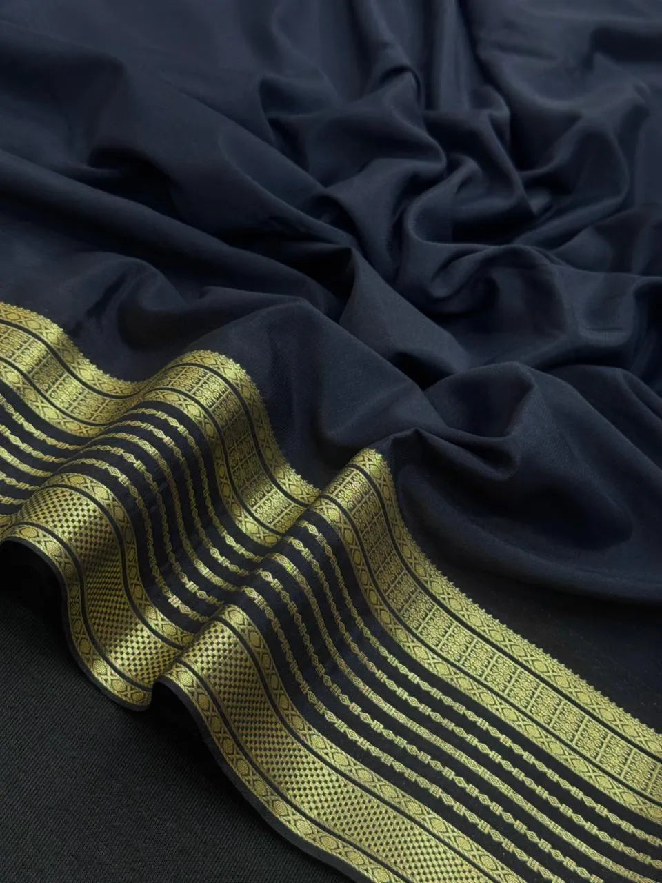 Luxe Drapes: Semi Mysore Crepe Silk Saree for Timeless Elegance-(KH Anusuya)