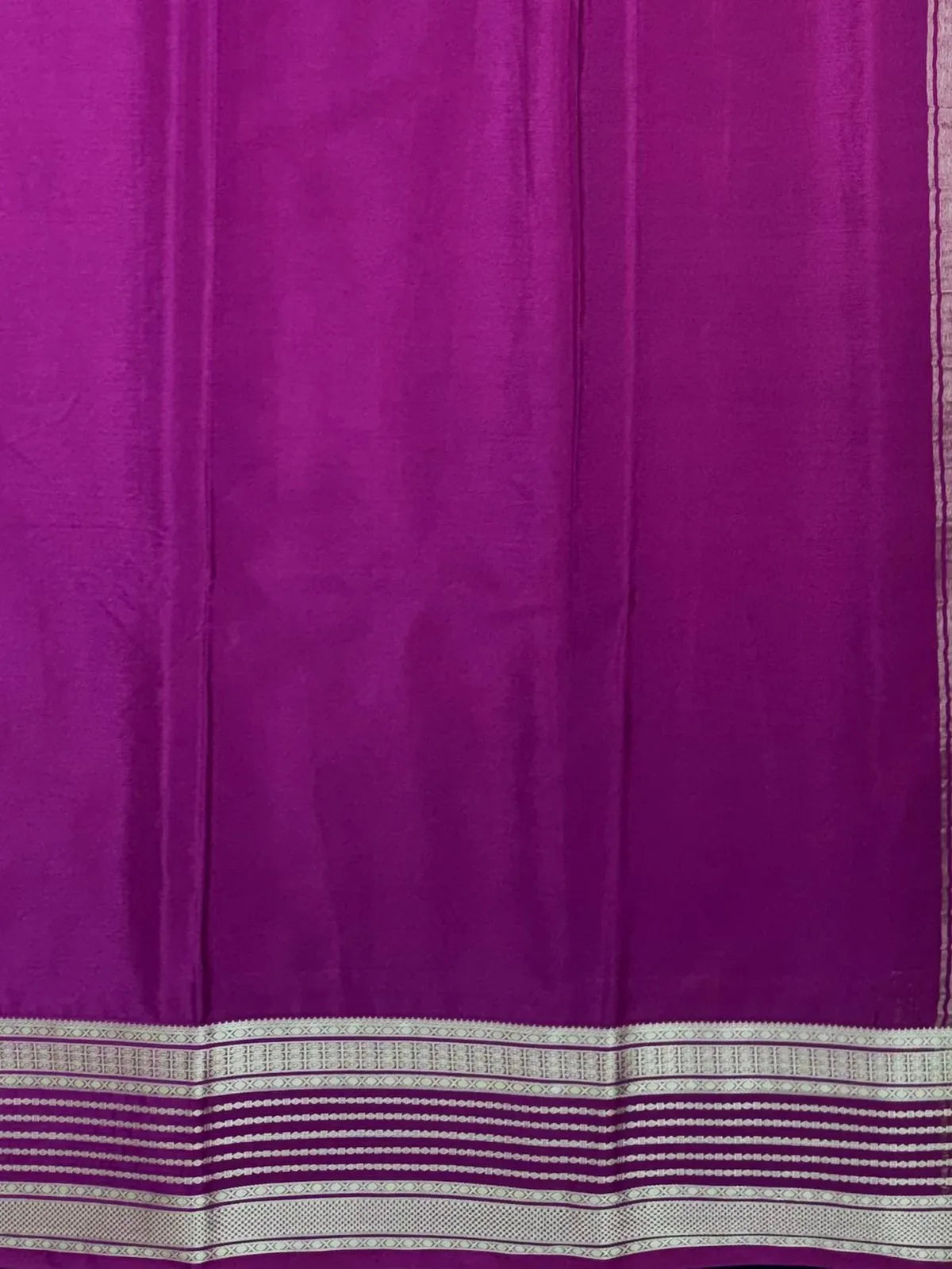 Luxe Drapes: Semi Mysore Crepe Silk Saree for Timeless Elegance-(KH Anusuya) 