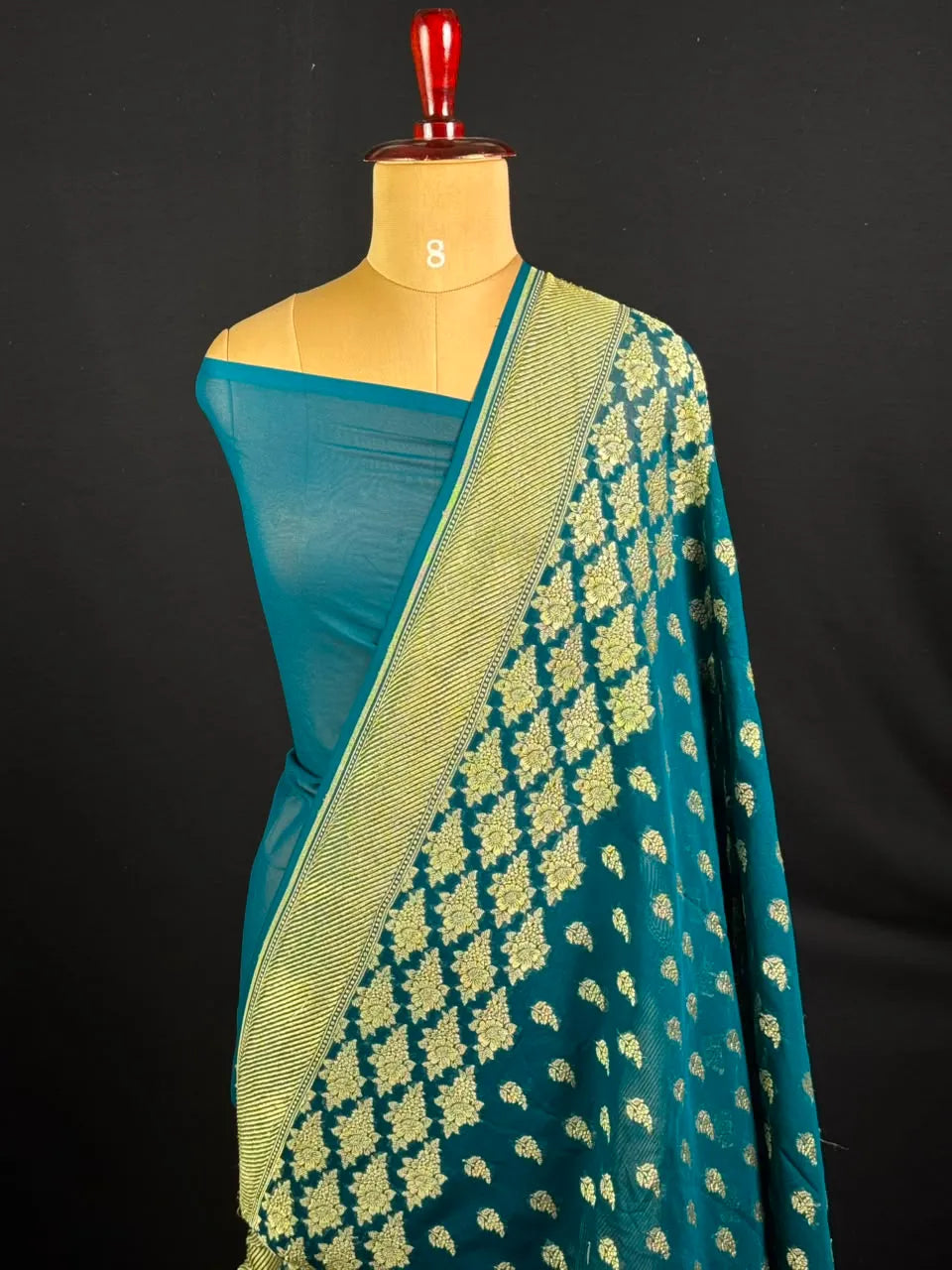 Royal Floral Zari Pure Banarasi Georgette Silk Saree