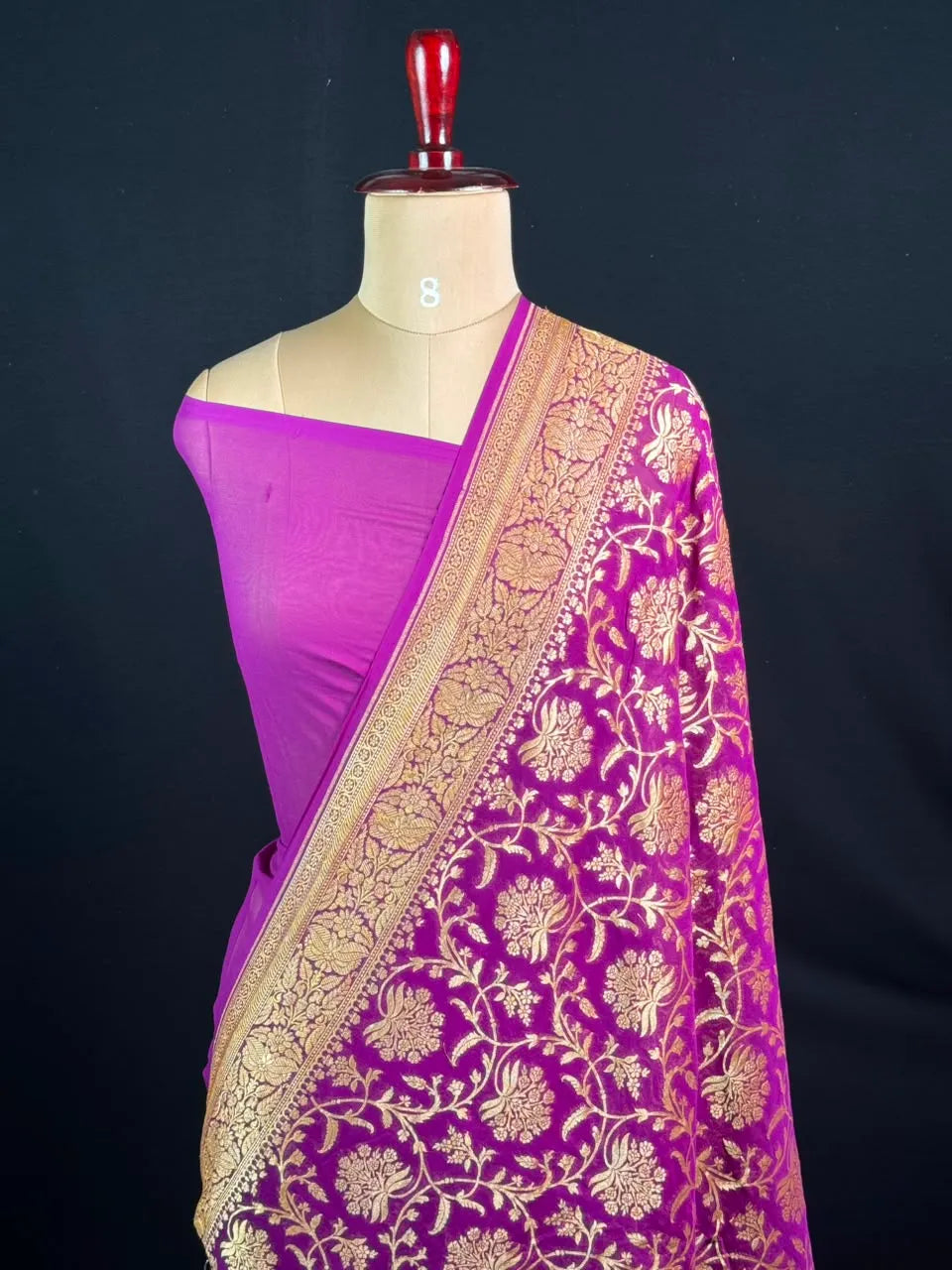 Royal Floral Zari Pure Banarasi Georgette Silk Saree