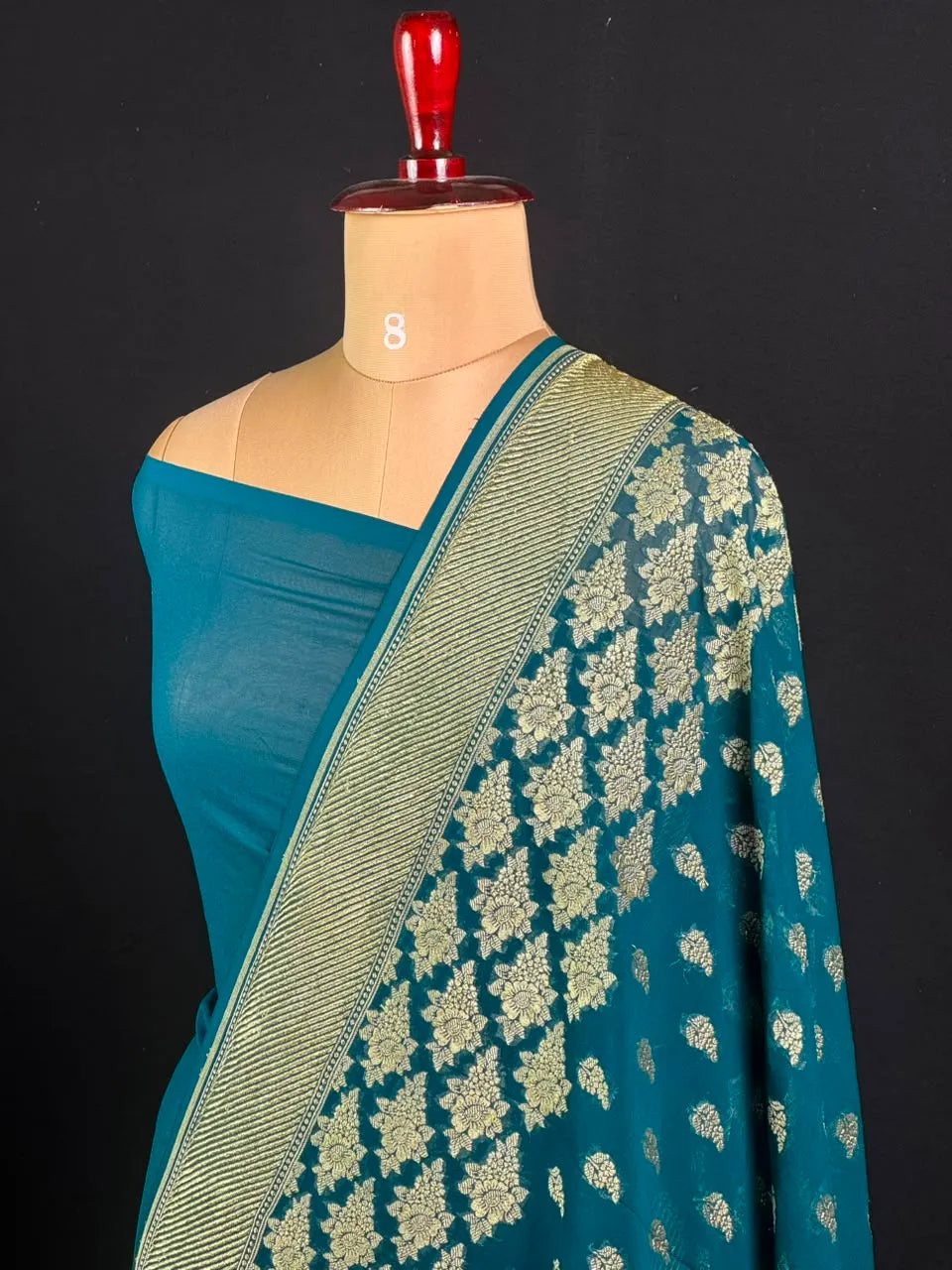 Royal Floral Zari Pure Banarasi Georgette Silk Saree