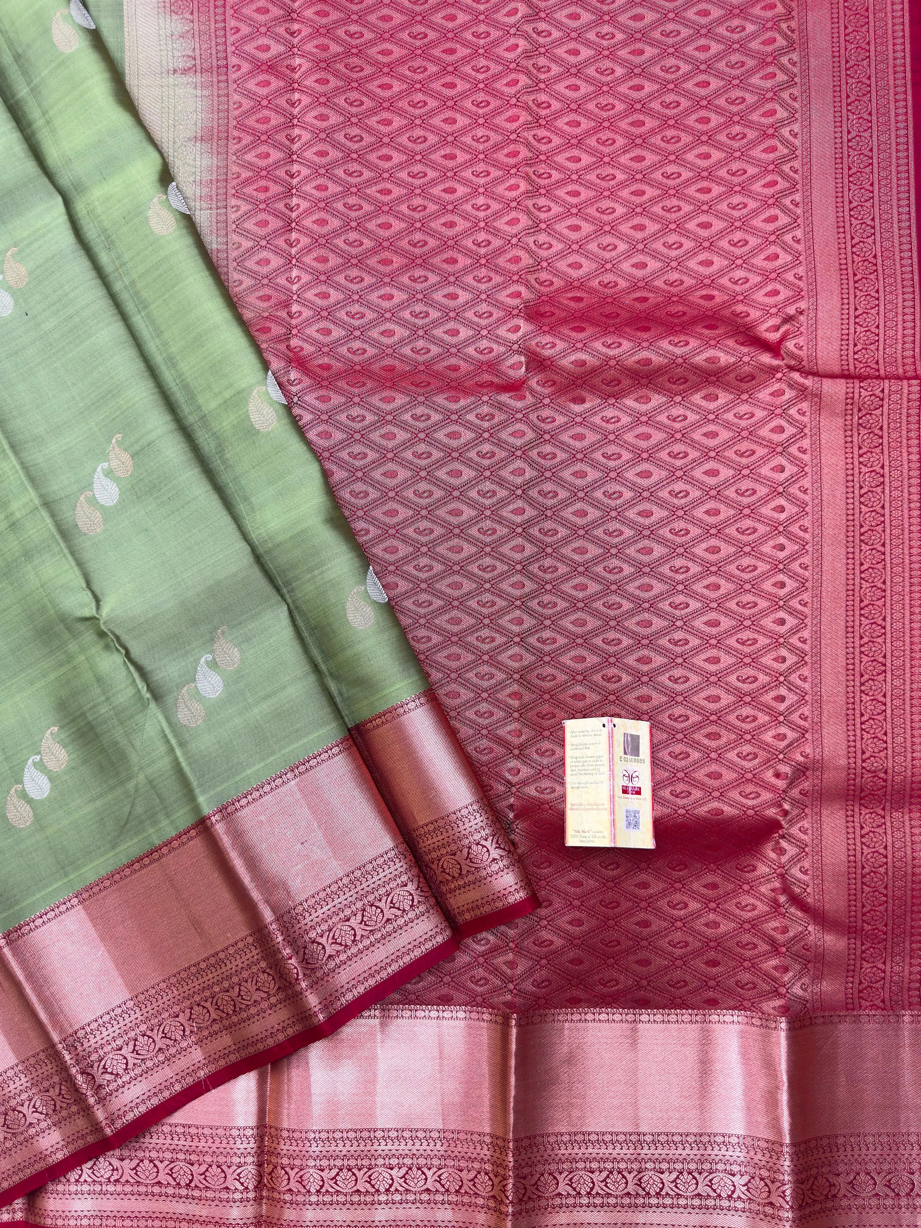 Premium Kanchipuram Silk Saree – Timeless Tradition-	Kancipuram Silk 4
