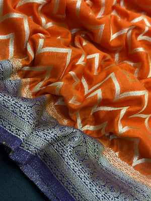 Classic Drape Georgette Saree with Subtle Shine-Kavya Silk 