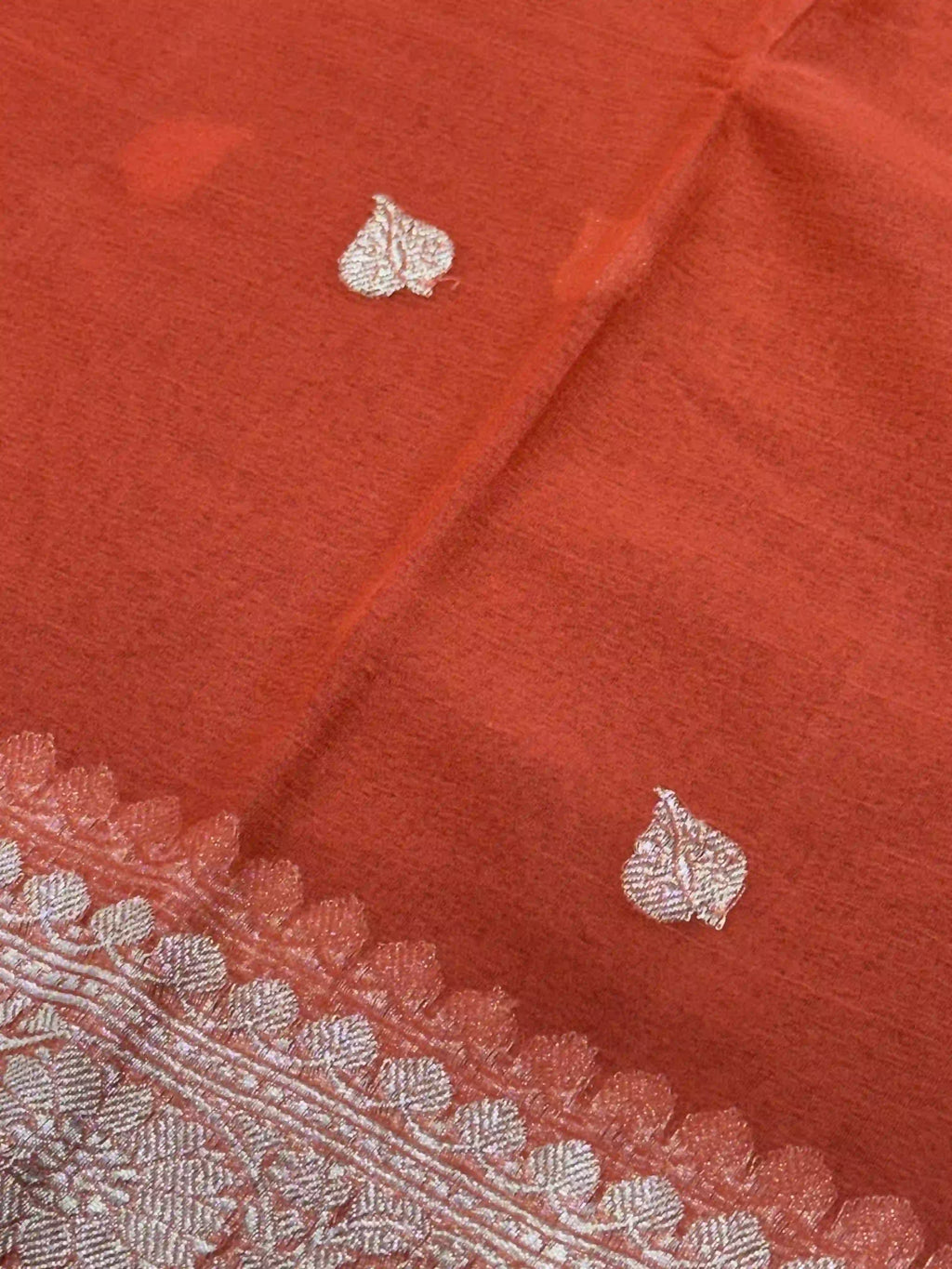 Banarasi Pure Khaddi Chiffon Saree-Self 