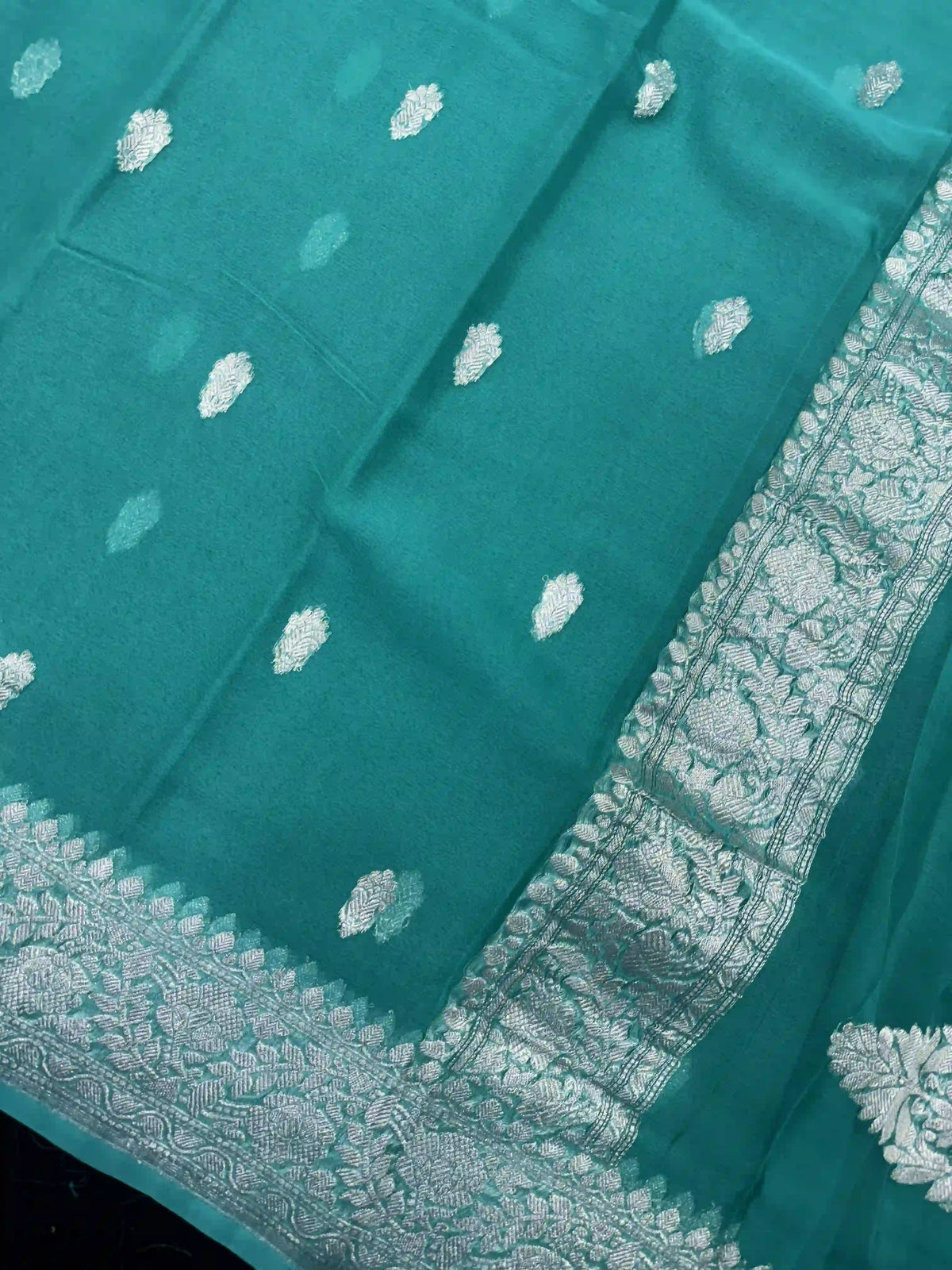 Banarasi Pure Khaddi Chiffon Saree-Self 