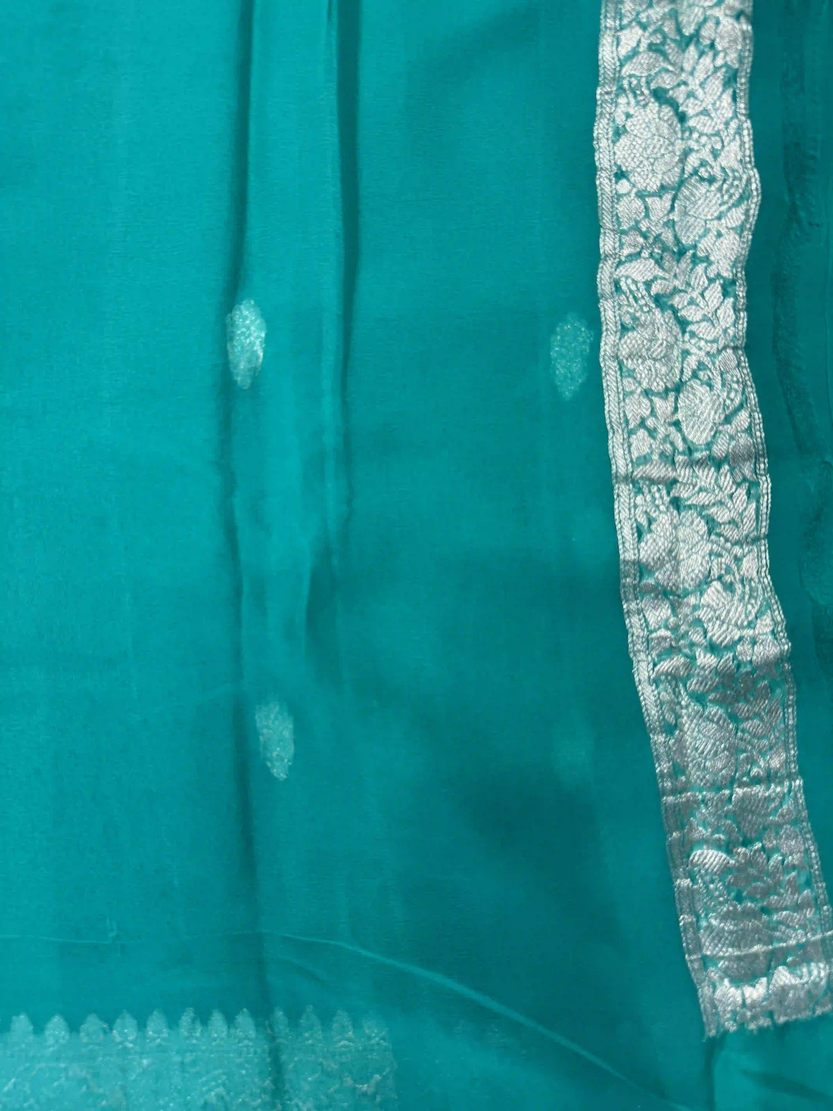 Banarasi Pure Khaddi Chiffon Saree-Self 