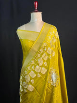 Simple Yet Stunning Khaddi Chiffon Saree Look