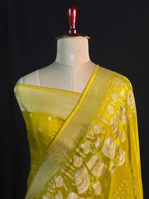 Simple Yet Stunning Khaddi Chiffon Saree Look