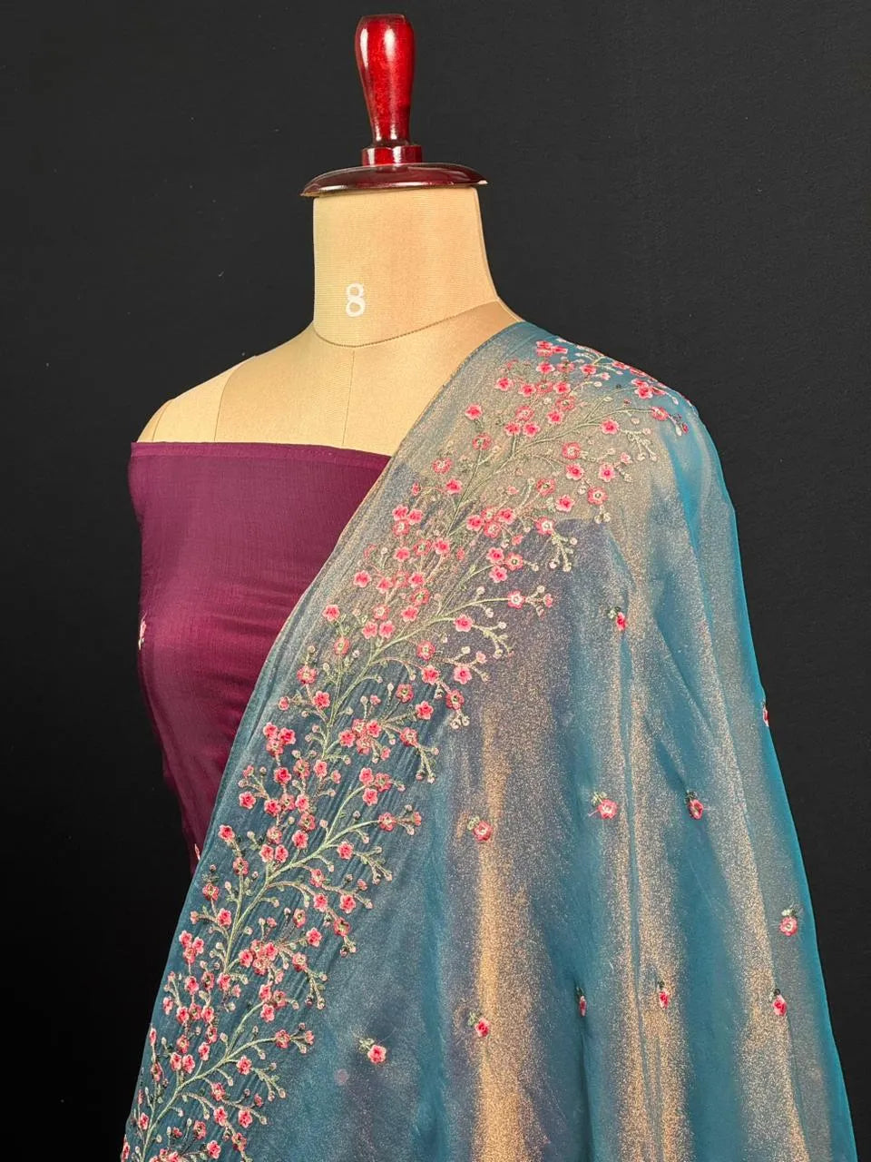 Mesmerizing Shimmer Silk Saree – Perfect Party Look