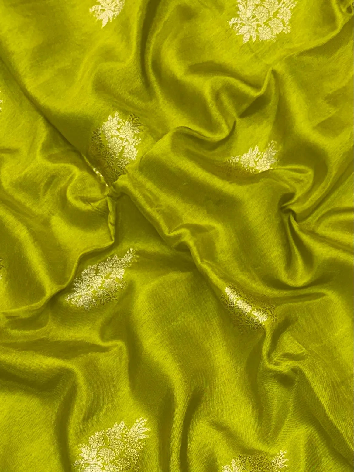 Graceful Viscose Saree for Women – Ethnic Collection (Malai Kufta)