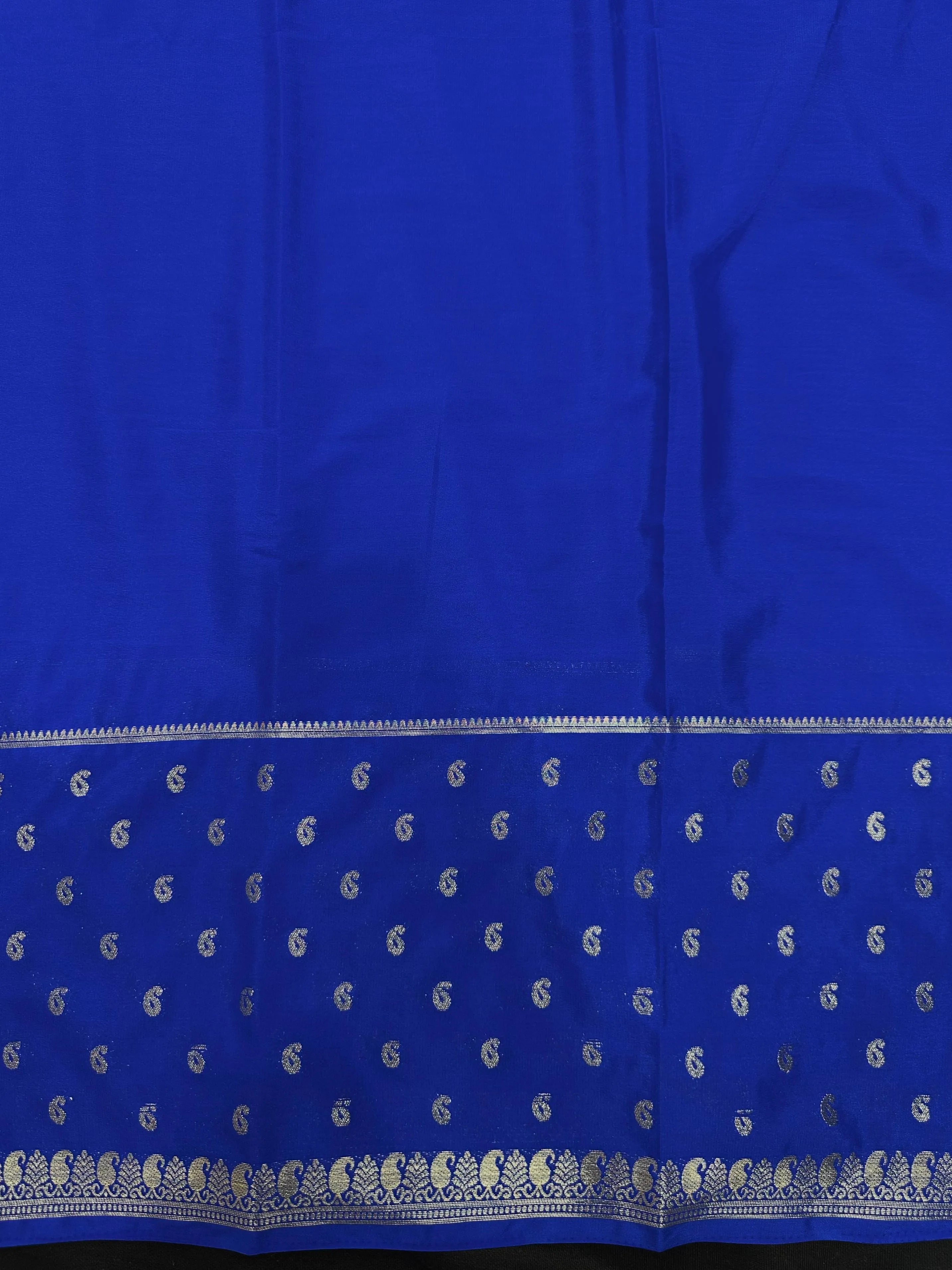 Traditional Semi-Mysore Crepe Silk with Modern Charm