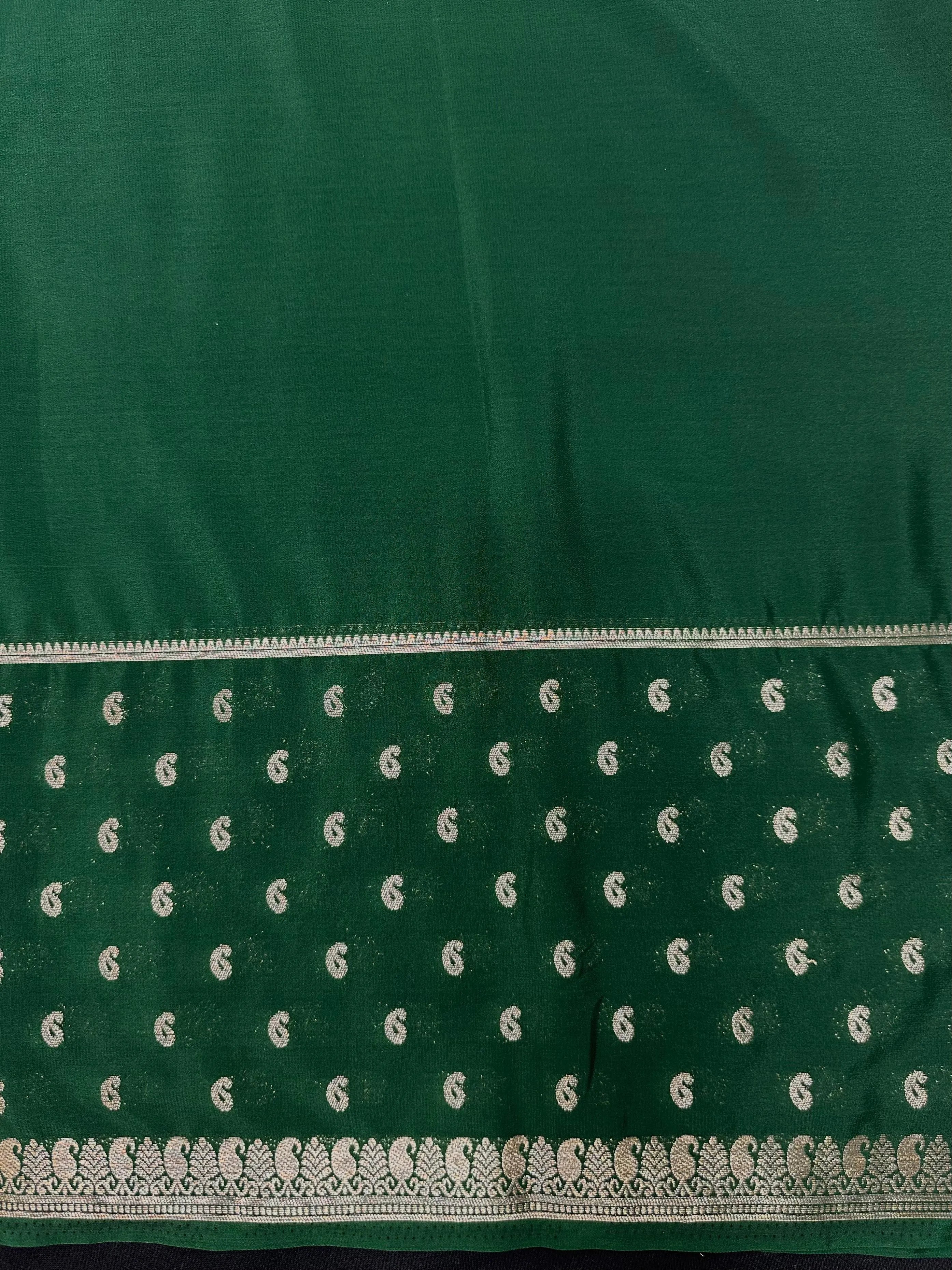 Traditional Semi-Mysore Crepe Silk with Modern Charm