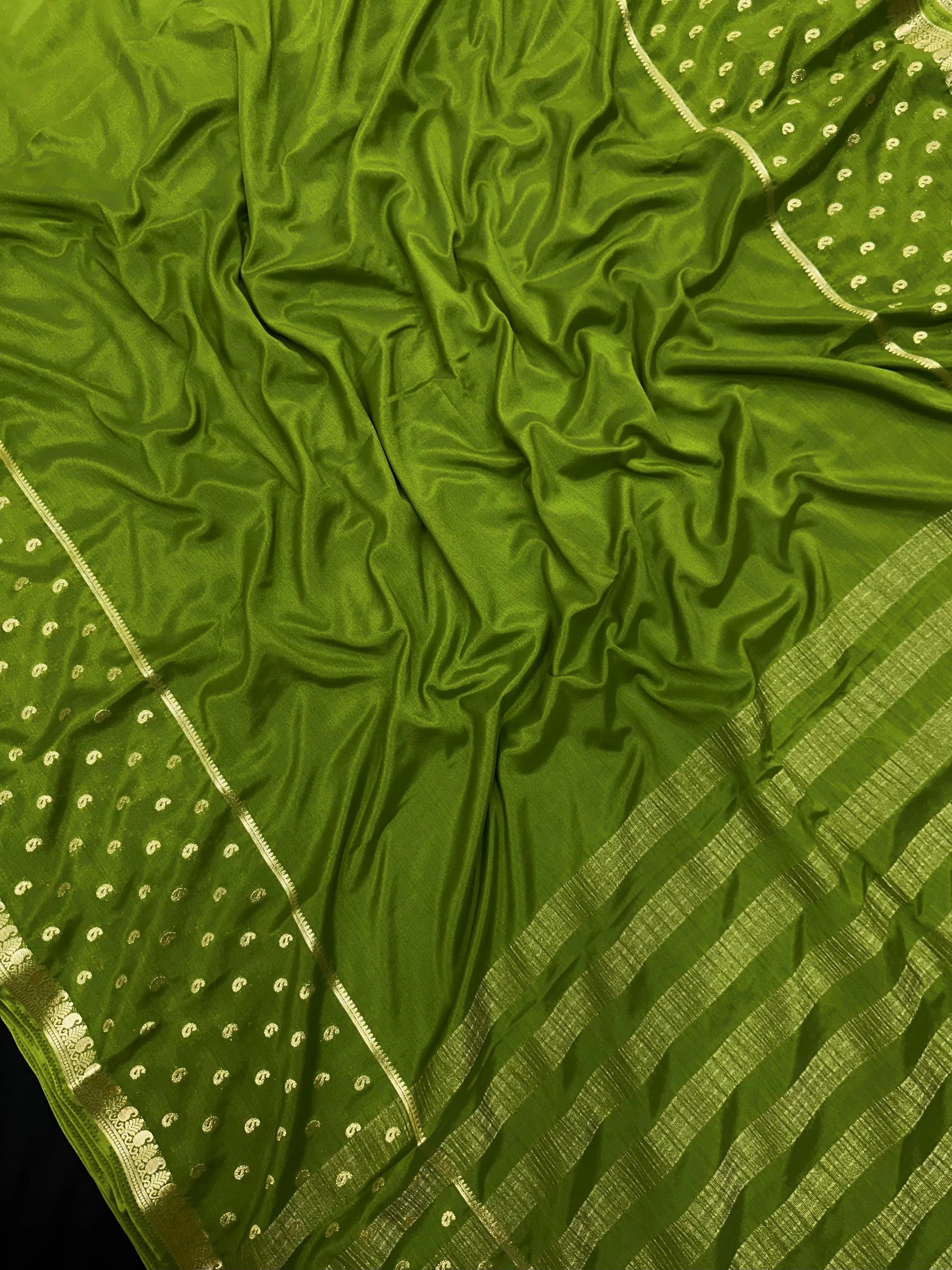 Traditional Semi-Mysore Crepe Silk with Modern Charm